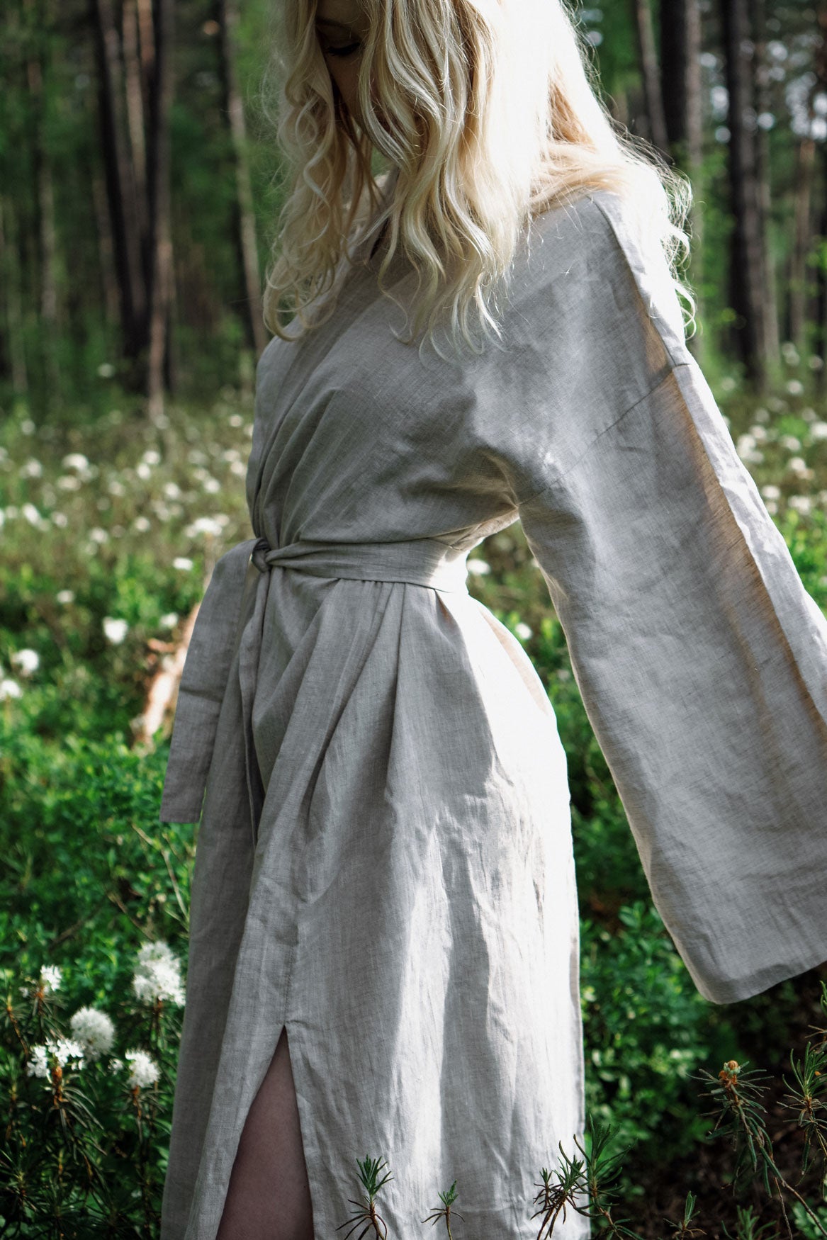 Organic, sustainable and sexy at the same time! Agasåga long beige kimono with splits, long sleeves and belt. Below knee length bathrobe. This robe is natural, soft, breathable and pure. It’s a conscious and healthy choice for your body and environment that embraces genuine selflove and selfcare. Handmade with love in the North.