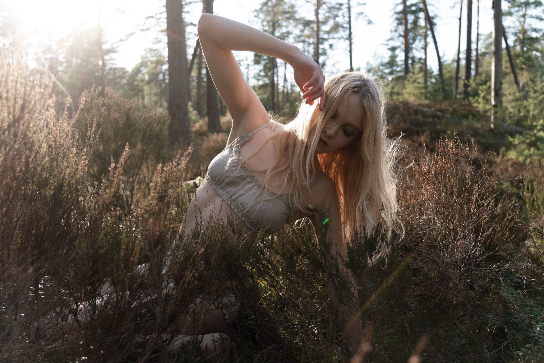 Organic, sustainable, sexy white linen underwear set with a cute beige bra bralette with straps and thong or bikini panties. This linen lingerie is natural, comfortable, soft and pure. These undies are a conscious, healthy choice for your body and environment.
