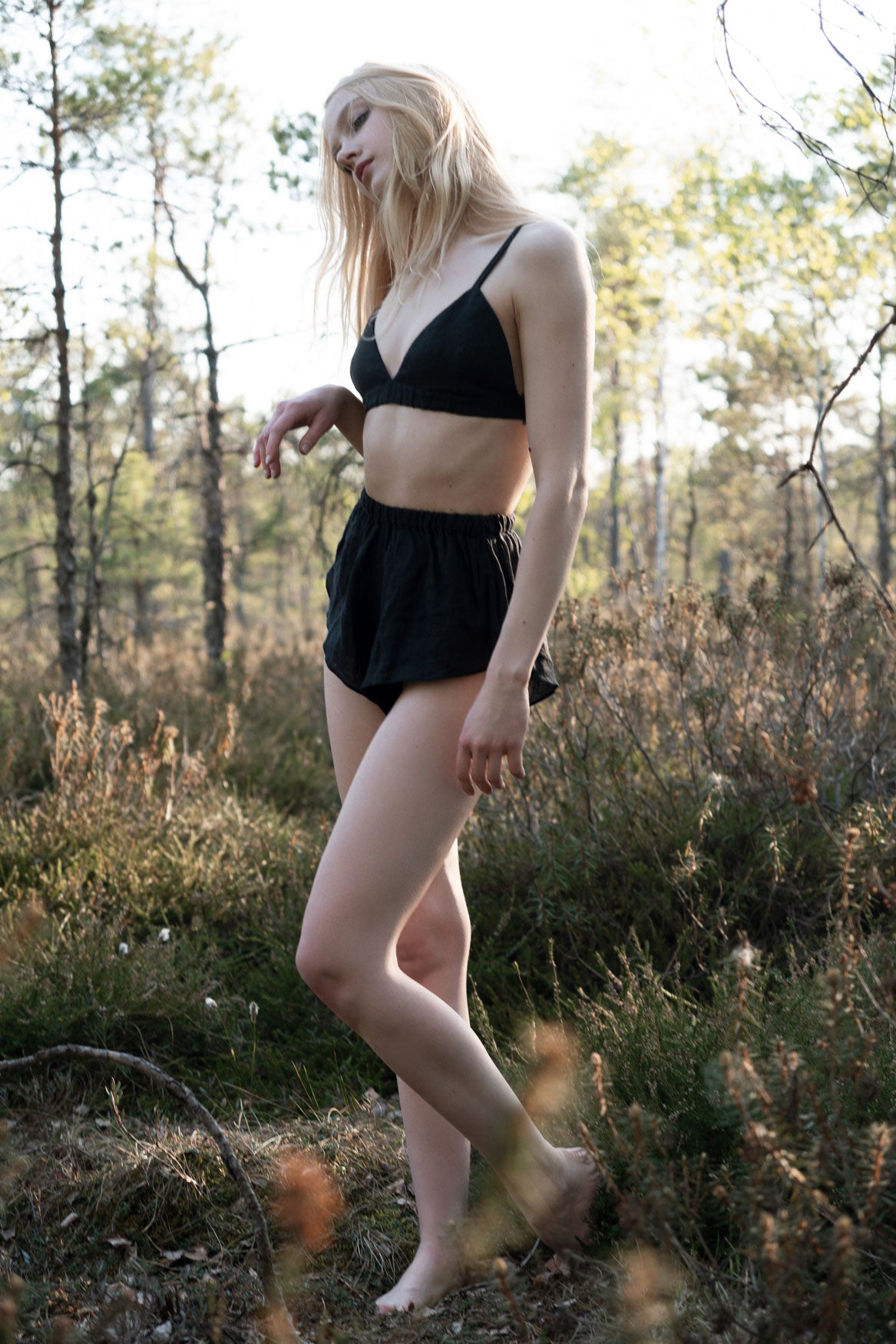 Organic, sustainable, sexy black linen underwear set with a cute beige bra bralette and shorts. This linen lingerie is natural, comfortable, soft and pure. These undies are a conscious, healthy choice for your body and environment. This heavenly set is combined of a bra and shorts, they can be purchased separately too.