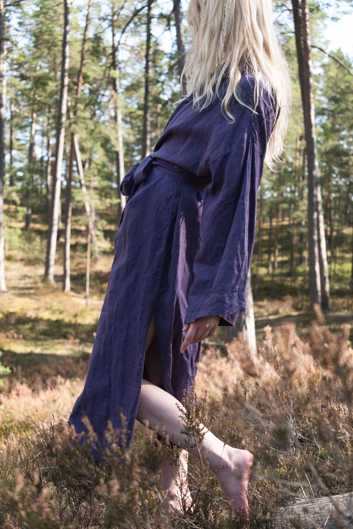 Organic, sustainable and sexy at the same time! Agasåga long purple kimono with splits, long sleeves and belt. Below knee length bathrobe. This robe is natural, soft, breathable and pure. It’s a conscious and healthy choice for your body and environment that embraces genuine selflove and selfcare. Handmade with love in the North.