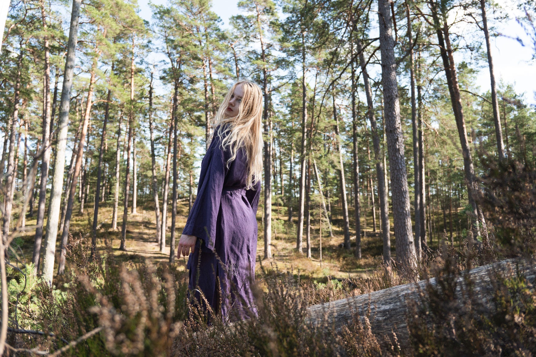 Organic, sustainable and sexy at the same time! Agasåga long purple kimono with splits, long sleeves and belt. Below knee length bathrobe. This robe is natural, soft, breathable and pure. It’s a conscious and healthy choice for your body and environment that embraces genuine selflove and selfcare. Handmade with love in the North.