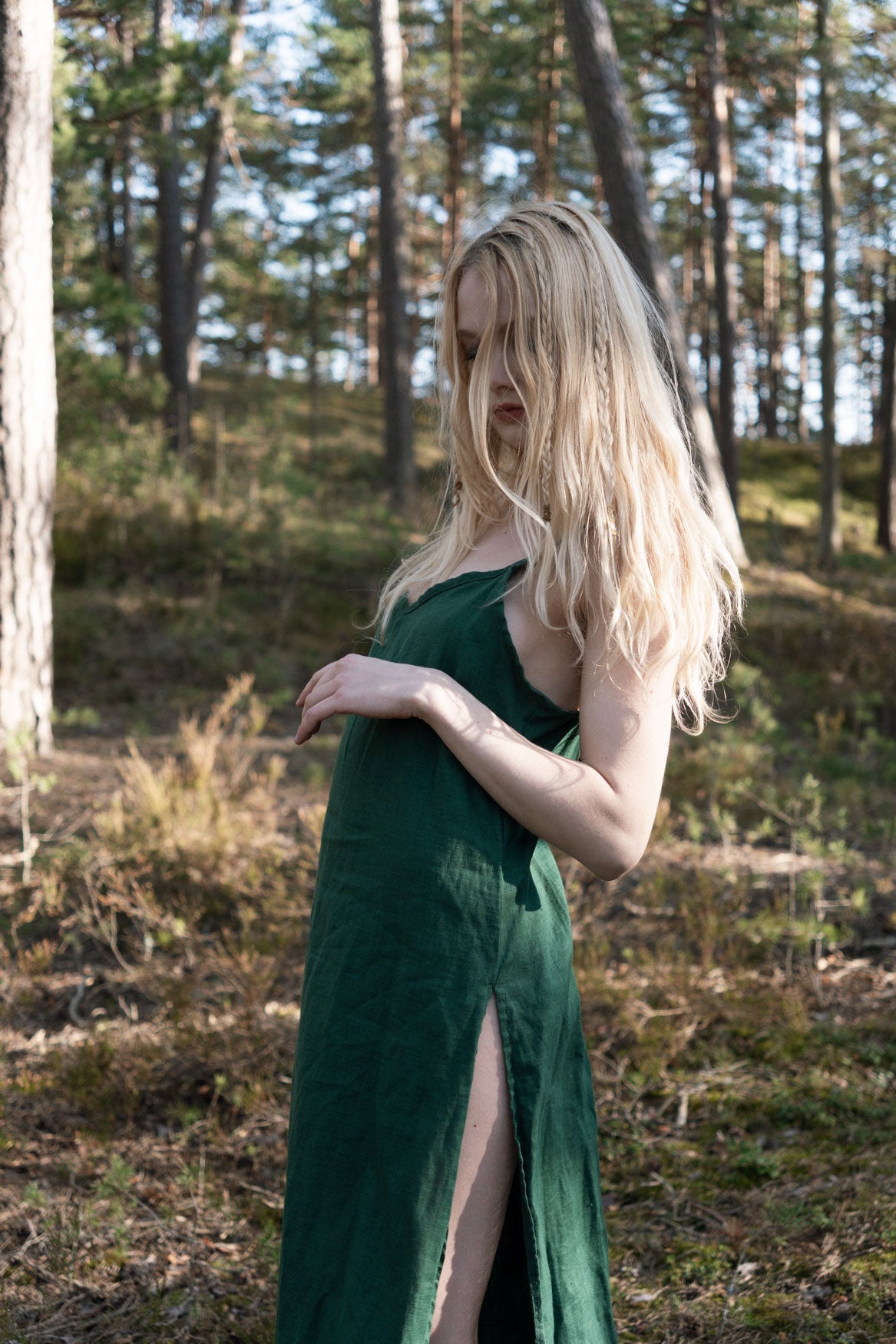 Organic, sustainable, sexy, long green linen nightwear slip dress with spaghetti straps and splits. This linen lingerie nightdress is natural, comfortable, soft and pure. This sleepwear nightgown is a conscious and healthy choice for your body and environment.