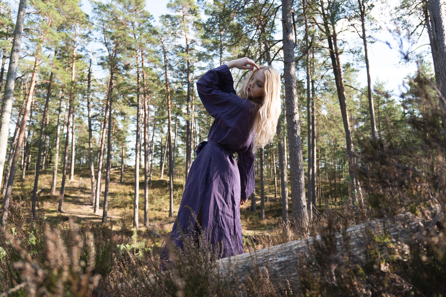 Organic, sustainable and sexy at the same time! Agasåga long purple kimono with splits, long sleeves and belt. Below knee length bathrobe. This robe is natural, soft, breathable and pure. It’s a conscious and healthy choice for your body and environment that embraces genuine selflove and selfcare. Handmade with love in the North.